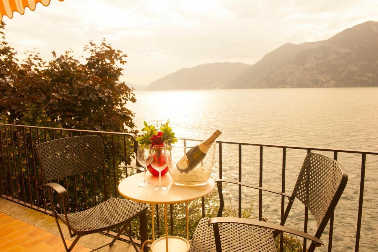 Nest On The Lake Marone Exterior foto